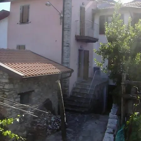 La Casina Rosa Semesterbostad